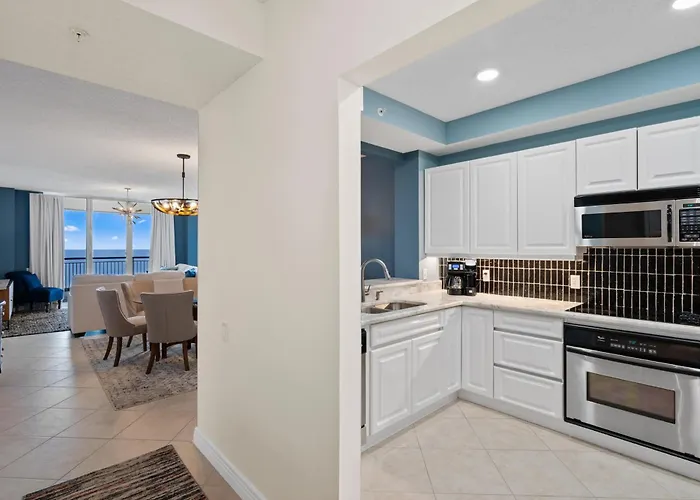 Holiday home Baby's Got @ Colony East Unit 6c *