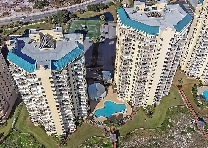 Holiday home Baby's Got @ Colony East Unit 6c *