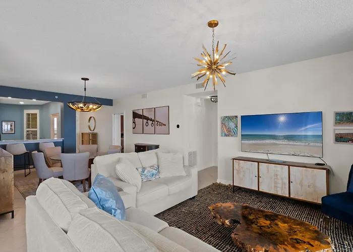 Baby's Got @ Colony East Unit 6c Holiday home